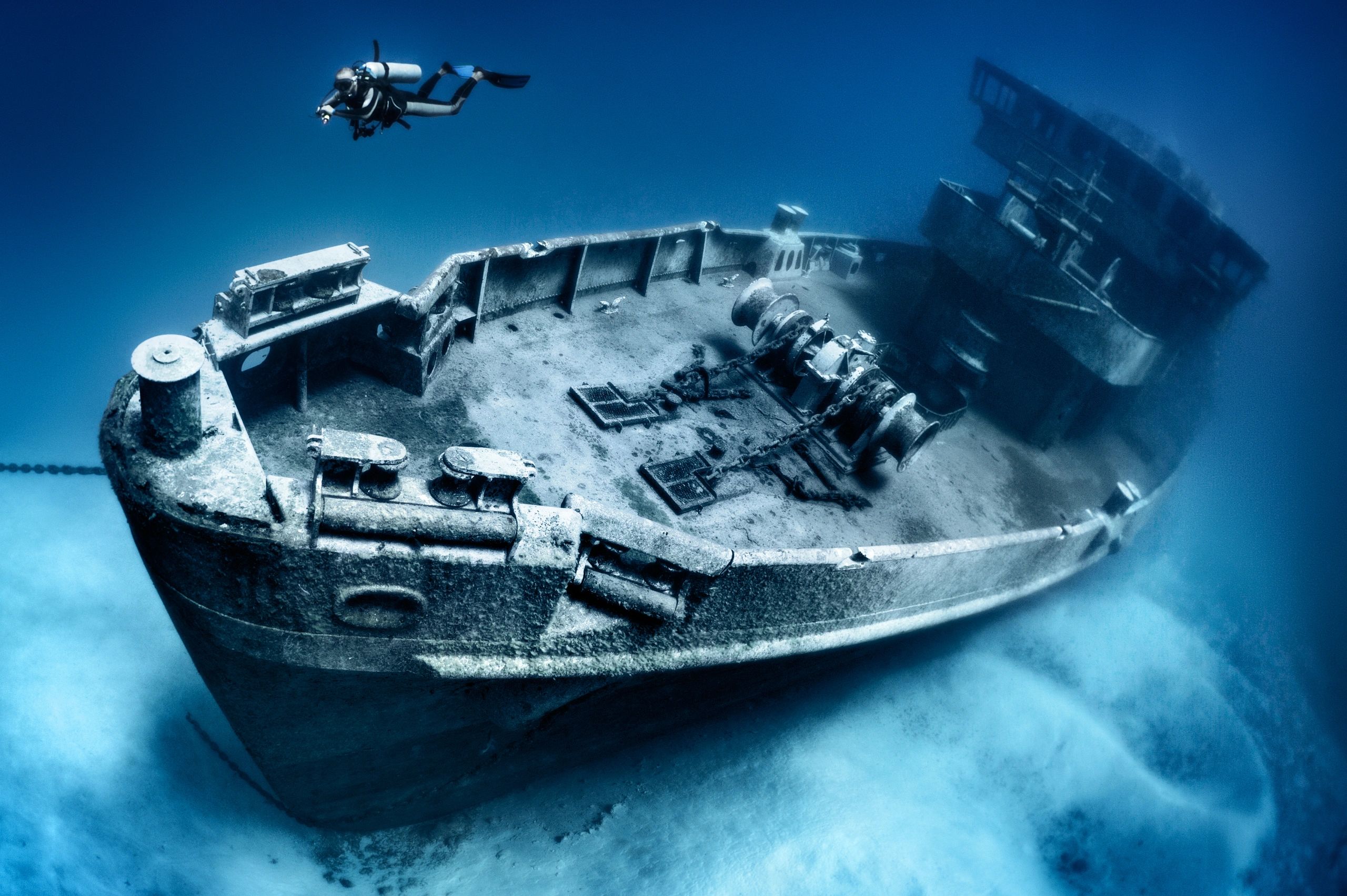 marine research underwater expedition